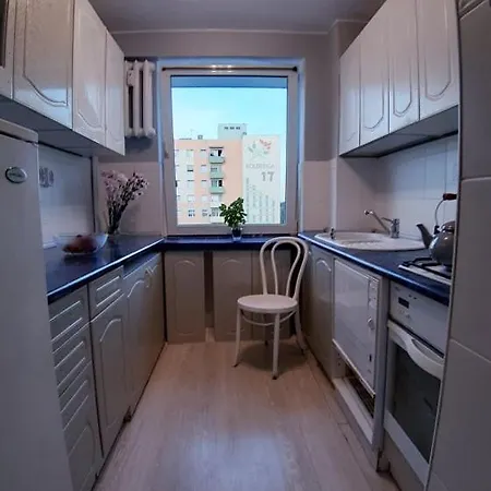 Daire Apartament Delfina *